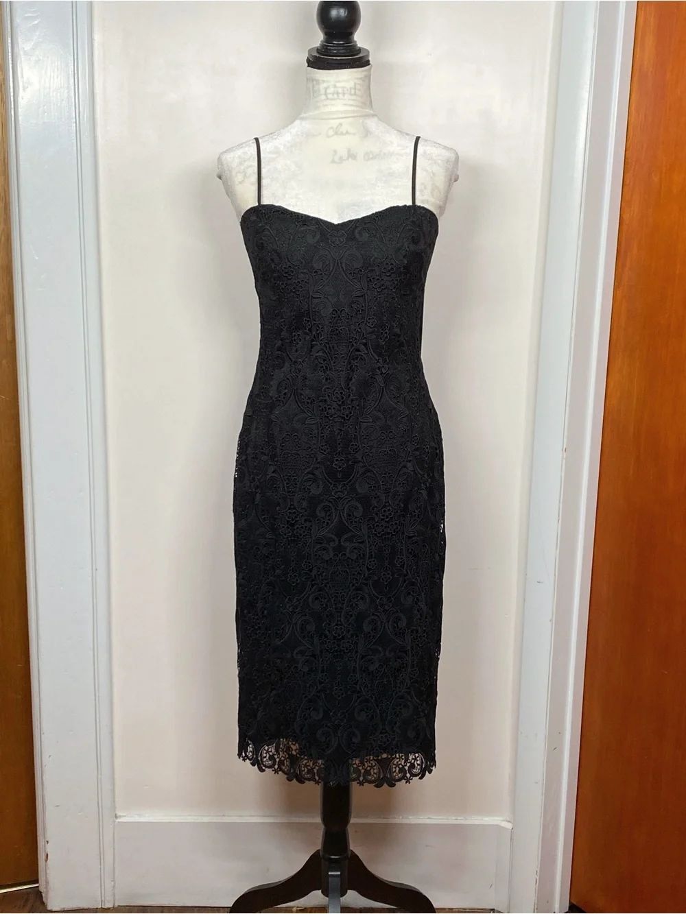 Badgley Mischka Mixed Lace Cocktail Dress size 6